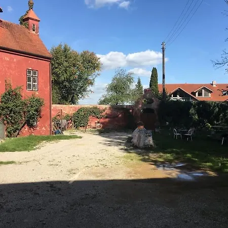 Loft Im Stall Eines Ehemaligen Pfarrguts Tacherting