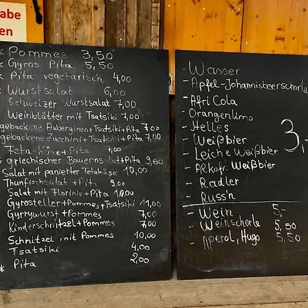 Loft Im Stall Eines Ehemaligen Pfarrguts Tacherting