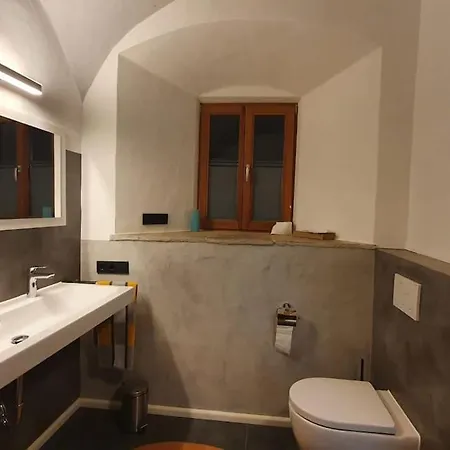 Loft Im Stall Eines Ehemaligen Pfarrguts Tacherting
